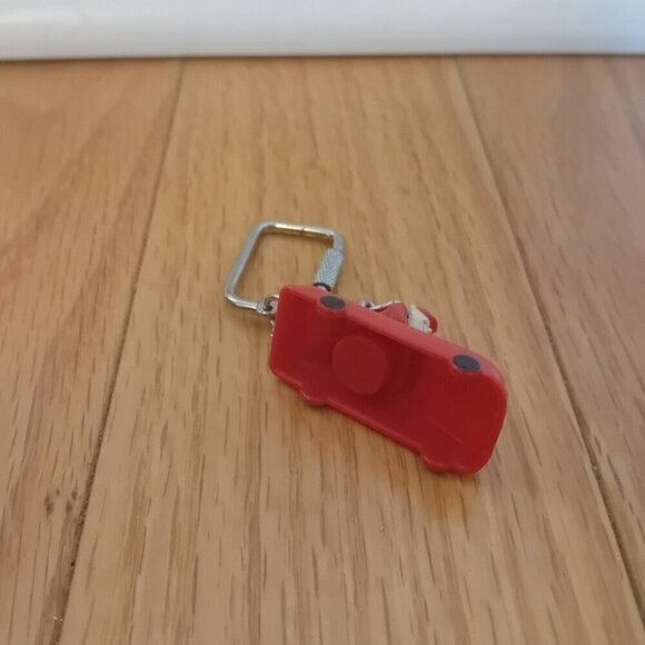Vintage Japan RaceCar Driver Red Sports Car‎  Keychain W/ Carabiner - Picture 8 of 8